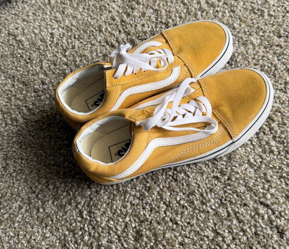 Vans Old Skool Mustard Yellow Suede Sneakers Women's 7 / Men's 5.5 Golden Yellow